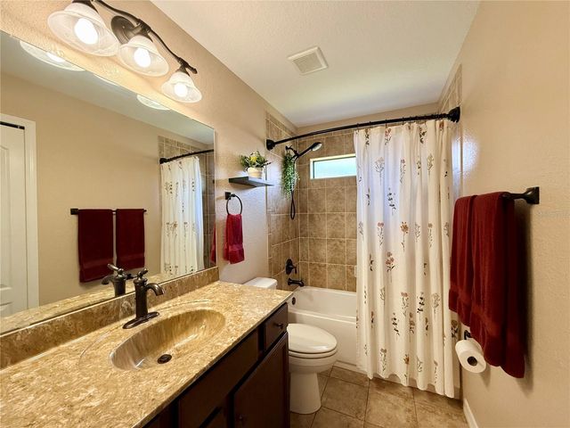 16135 SW 14TH AVENUE ROAD, Ocala, FL 34473