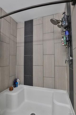 3822 Sirah Court, St Charles, MO 63304