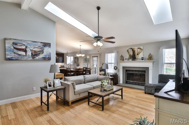 3822 Sirah Court, St Charles, MO 63304