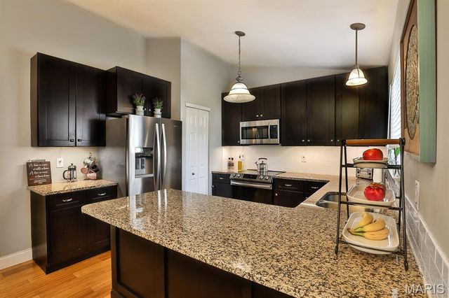 3822 Sirah Court, St Charles, MO 63304