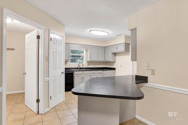 153 Worchester Drive, Daphne, AL 36526