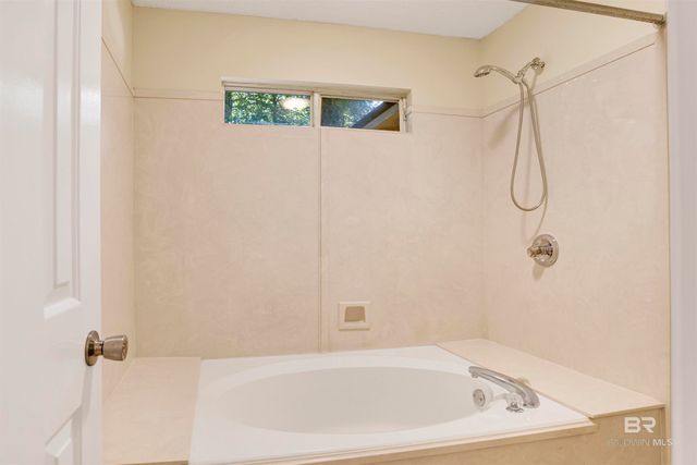 153 Worchester Drive, Daphne, AL 36526