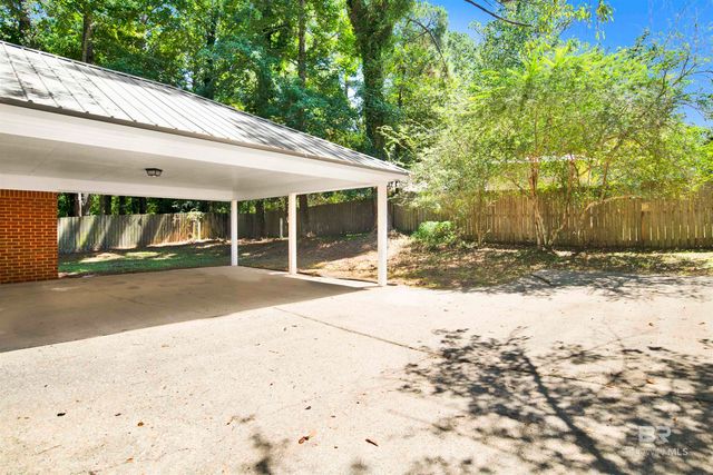 153 Worchester Drive, Daphne, AL 36526
