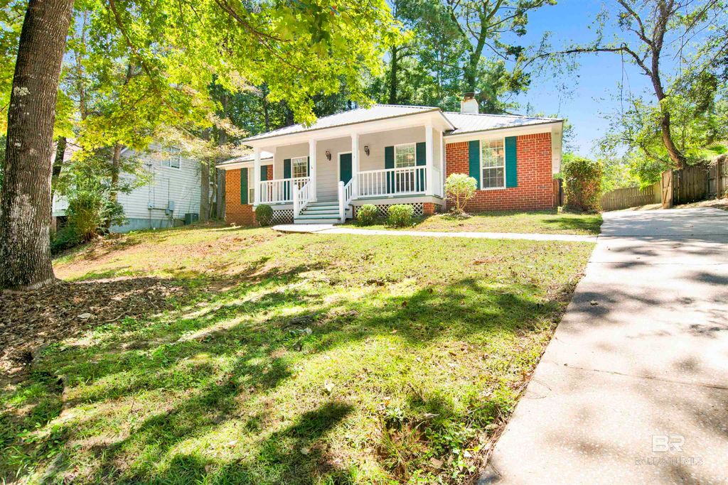 153 Worchester Drive, Daphne, AL 36526