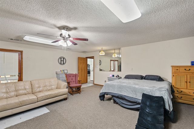 231 Cedarwood Drive, Enchanted Oaks, TX 75156