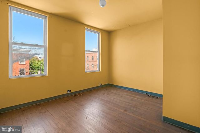 301 S ANN ST, Baltimore, MD 21231
