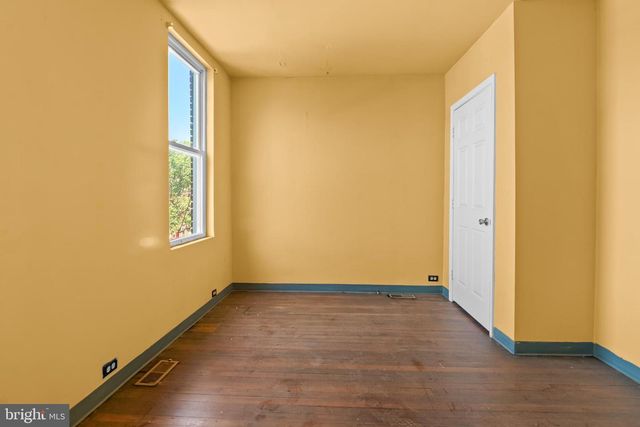 301 S ANN ST, Baltimore, MD 21231