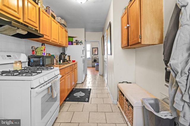 301 S ANN ST, Baltimore, MD 21231