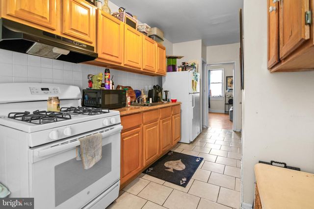 301 S ANN ST, Baltimore, MD 21231