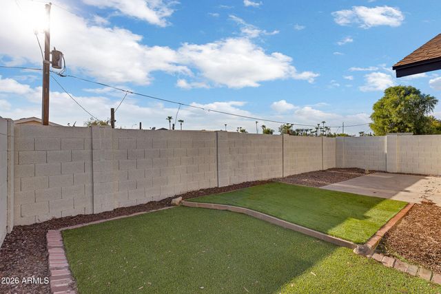 1954 N IOWA Street, Chandler, AZ 85225