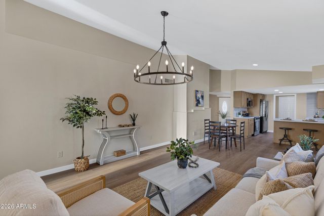 1954 N IOWA Street, Chandler, AZ 85225