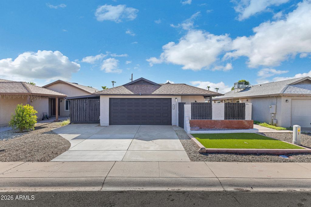1954 N IOWA Street, Chandler, AZ 85225