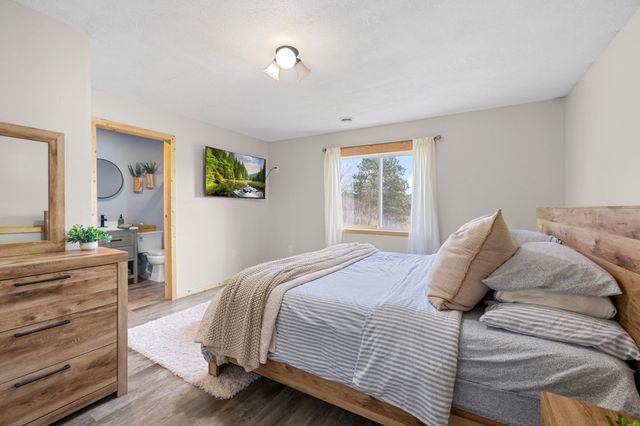31037 Algonquin Trail, Chisago City, MN 55013