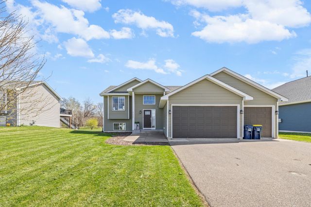 31037 Algonquin Trail, Chisago City, MN 55013