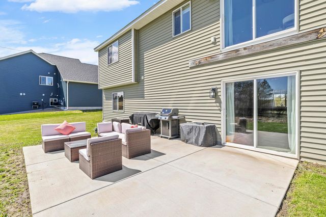 31037 Algonquin Trail, Chisago City, MN 55013