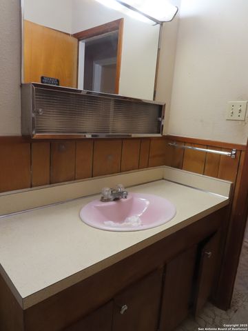 530 Scotty, San Antonio, TX 78227