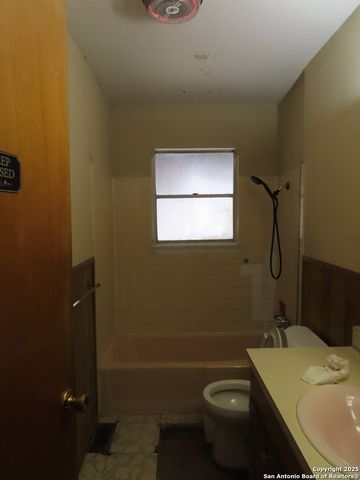 530 Scotty, San Antonio, TX 78227