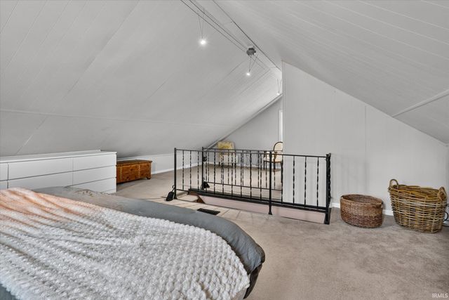 1727 Sunnymede Avenue, South Bend, IN 46615