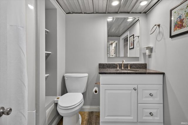 1727 Sunnymede Avenue, South Bend, IN 46615