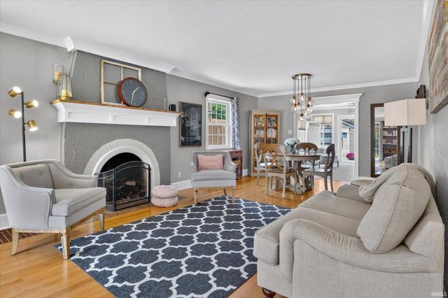 1727 Sunnymede Avenue, South Bend, IN 46615
