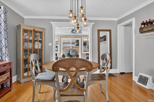 1727 Sunnymede Avenue, South Bend, IN 46615
