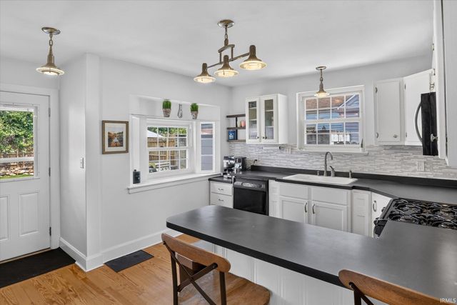 1727 Sunnymede Avenue, South Bend, IN 46615