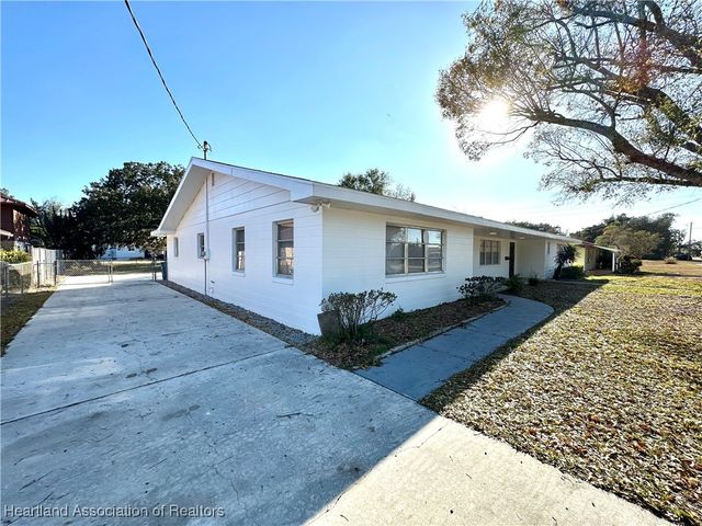763 Bay Street, Sebring, FL 33870