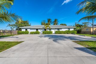 2449 Saranac Avenue, West Palm Beach, FL 33409