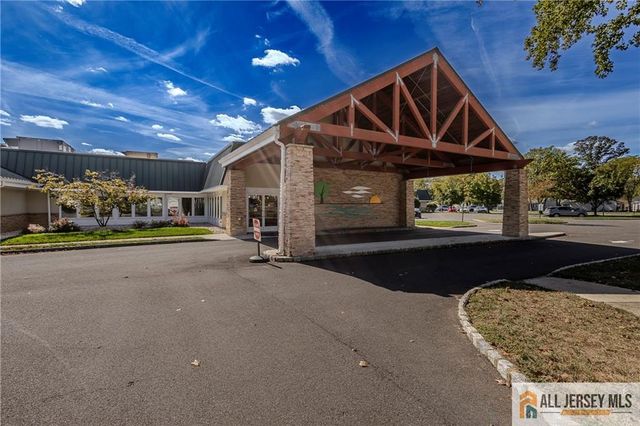 30 Larch Plaza A, Monroe, NJ 08831