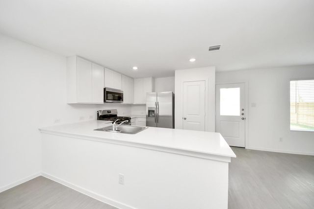 31422 Casacalenda Lane, Huffman, TX 77336