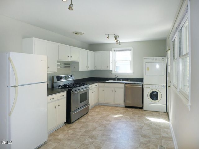 424 Ridgefield Road, Chapel Hill, NC 27517