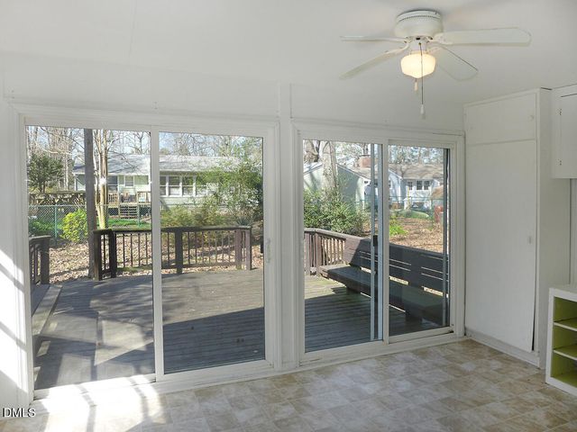 424 Ridgefield Road, Chapel Hill, NC 27517