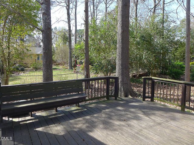 424 Ridgefield Road, Chapel Hill, NC 27517