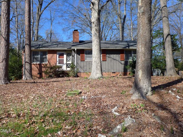 424 Ridgefield Road, Chapel Hill, NC 27517