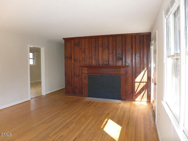 424 Ridgefield Road, Chapel Hill, NC 27517