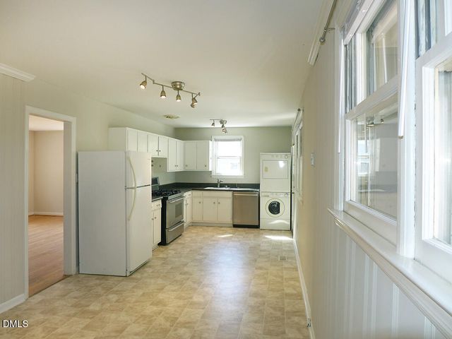 424 Ridgefield Road, Chapel Hill, NC 27517