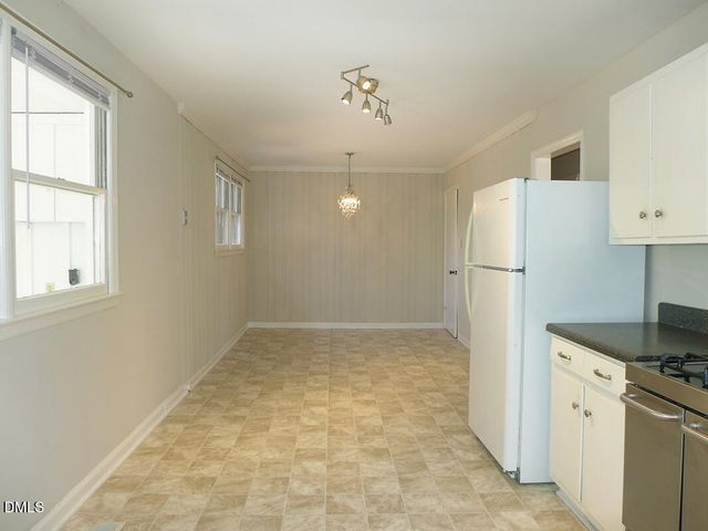 424 Ridgefield Road, Chapel Hill, NC 27517