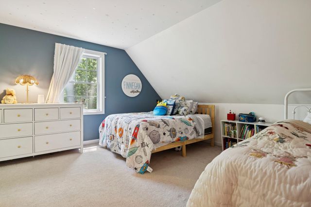 170 Jefferson Drive, Hillsborough, NH 03244