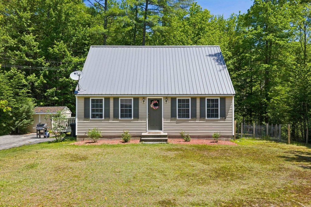 170 Jefferson Drive, Hillsborough, NH 03244