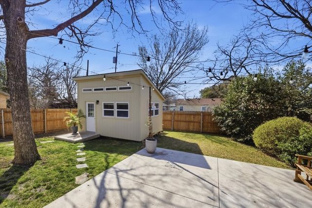 3432 Frazier Avenue, Fort Worth, TX 76110