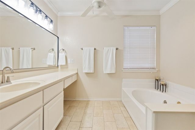 7030 Chiswick Dr, Corpus Christi, TX 78413