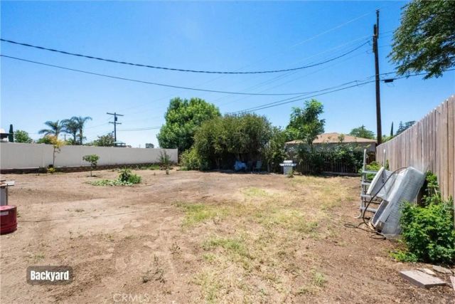 9326 Lemon Street, Fontana, CA 92335