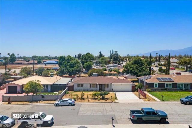 9326 Lemon Street, Fontana, CA 92335