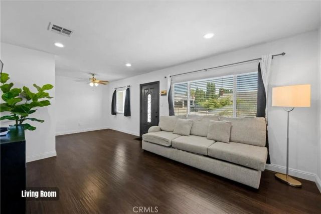 9326 Lemon Street, Fontana, CA 92335