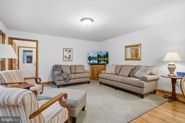 11600 FARM DR, La Plata, MD 20646