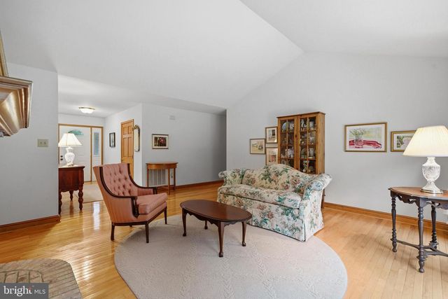 11600 FARM DR, La Plata, MD 20646