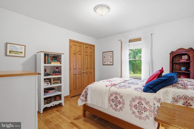 11600 FARM DR, La Plata, MD 20646