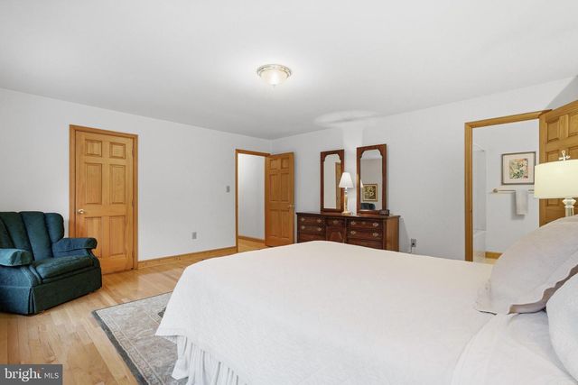 11600 FARM DR, La Plata, MD 20646