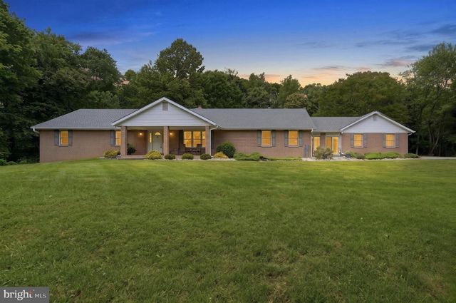 11600 FARM DR, La Plata, MD 20646