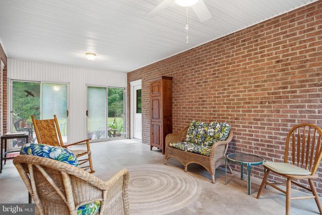 11600 FARM DR, La Plata, MD 20646